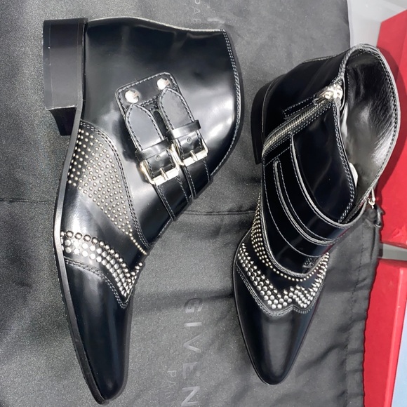 GIVENCHY studded boots - Picture 2 of 12